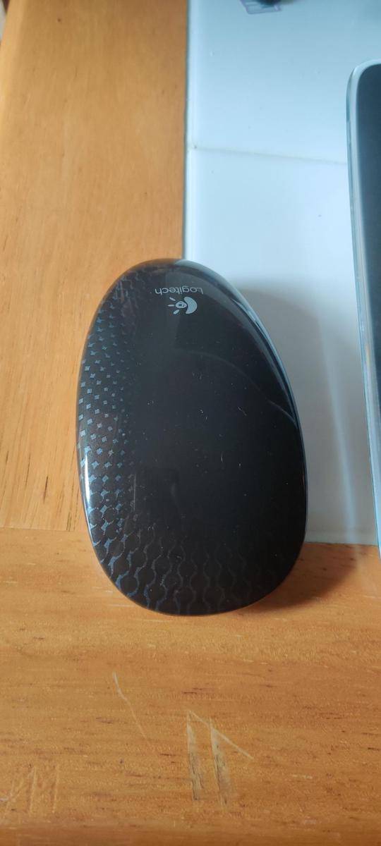 potret bentuk mouse dan mouse pad gak masuk akal (reddit.com/user/TheInnerWorlds)