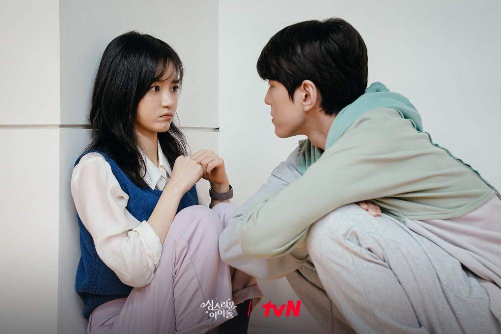 Go Bo Gyeol dan Kim Min Kyu di The Heavenly Idol (dok. tvN/The Heavenly Idol)