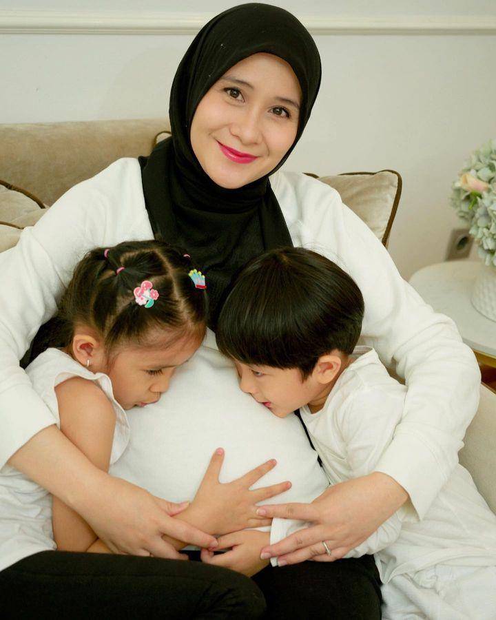 Ryana Dea umumkan kehamilan (Instagram.com/ryana_dea)