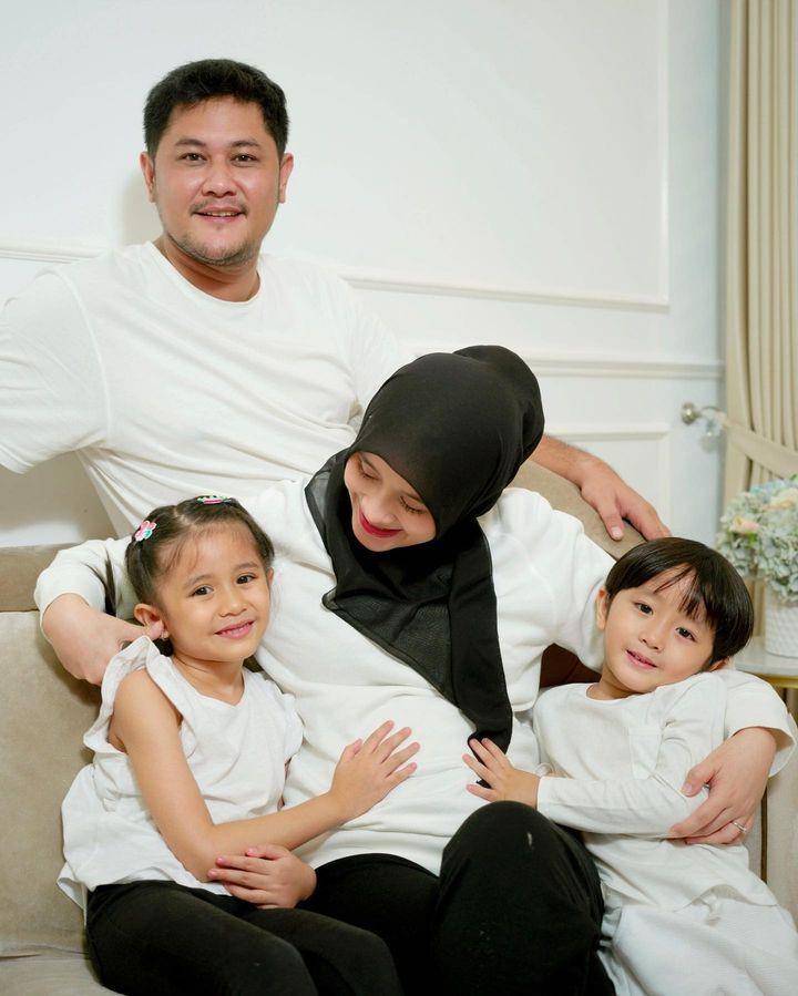 Ryana Dea umumkan kehamilan (Instagram.com/ryana_dea)