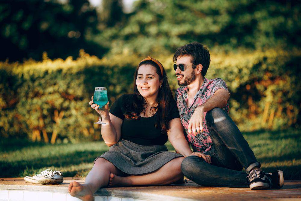 ilustrasi first date di taman (unsplash.com/Helena Lopes)