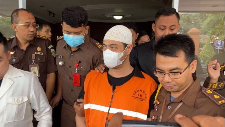 Fery Irawan Siapkan Kejutan Bagi Vena Melinda di Persidangan