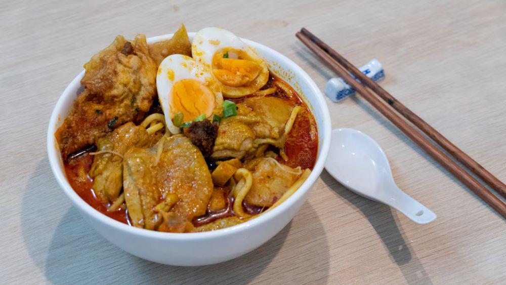 9 Makanan yang Harus Dihindari Penderita Maag saat Puasa