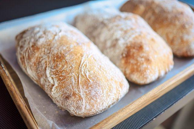 ilustrasi ciabatta (pexels.com/Valeria Boltneva)