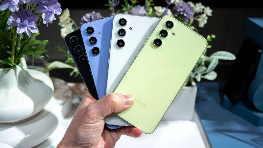 ilustrasi varian warna Samsung Galaxy A54 5G (dok. Samsung)