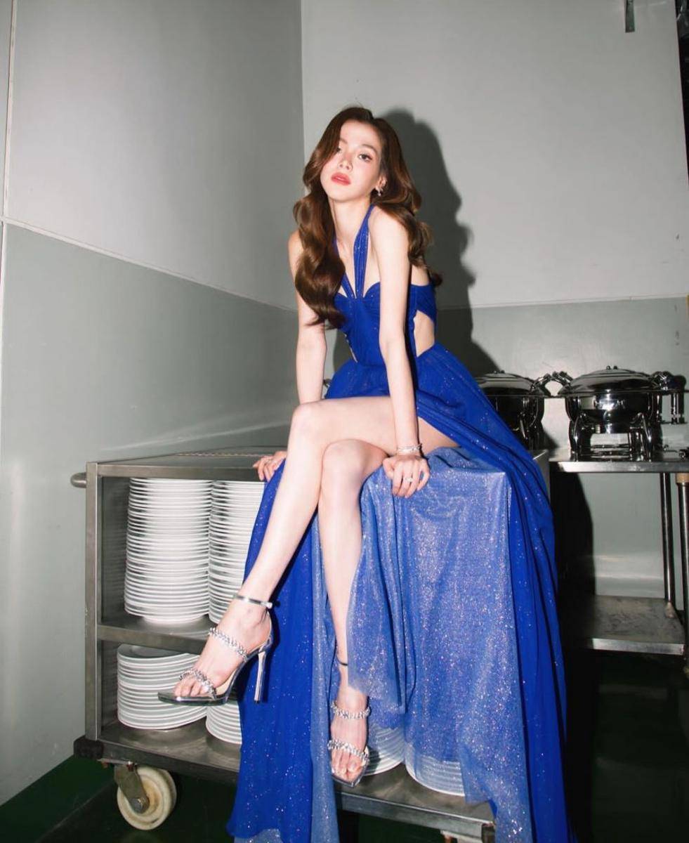 Baifern Pimchanok (instagram.com/baifernbah)