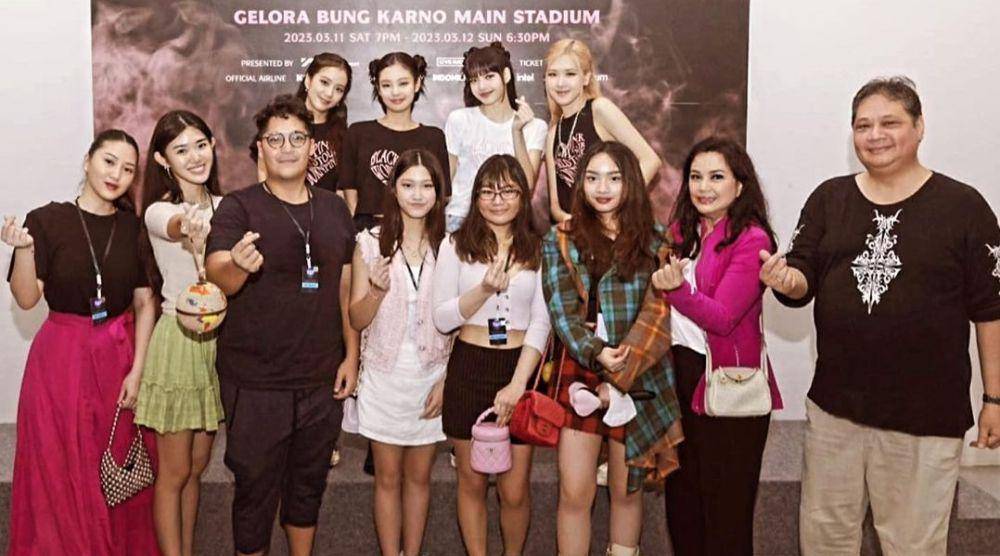 Airlangga Hartarto dan keluarga nonton BLACKPINK (instagram.com/yanti.airlangga)