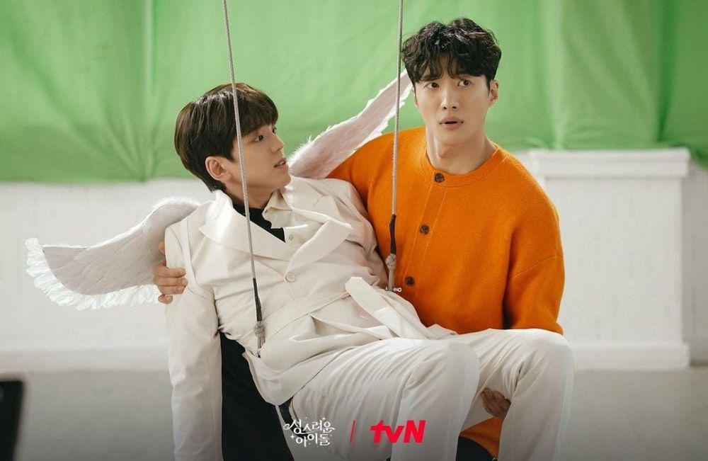 Kim Min Kyu dan Kim Seo Ha di drama The Heavenly Idol (instagram.com/tvn_drama)