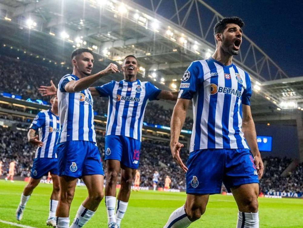 Para pemain FC Porto merayakan gol di Liga Champions. (instagram.com/fcporto)