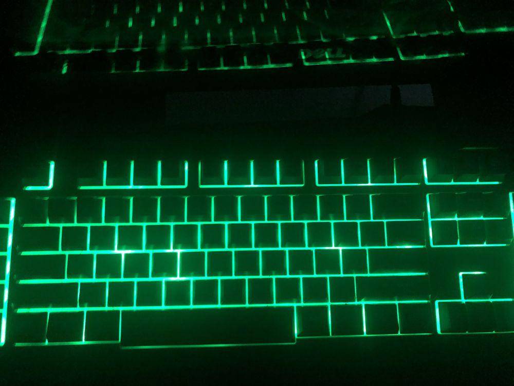 potret desain keyboard di luar nalar (reddit.com/user/Zvnkz)