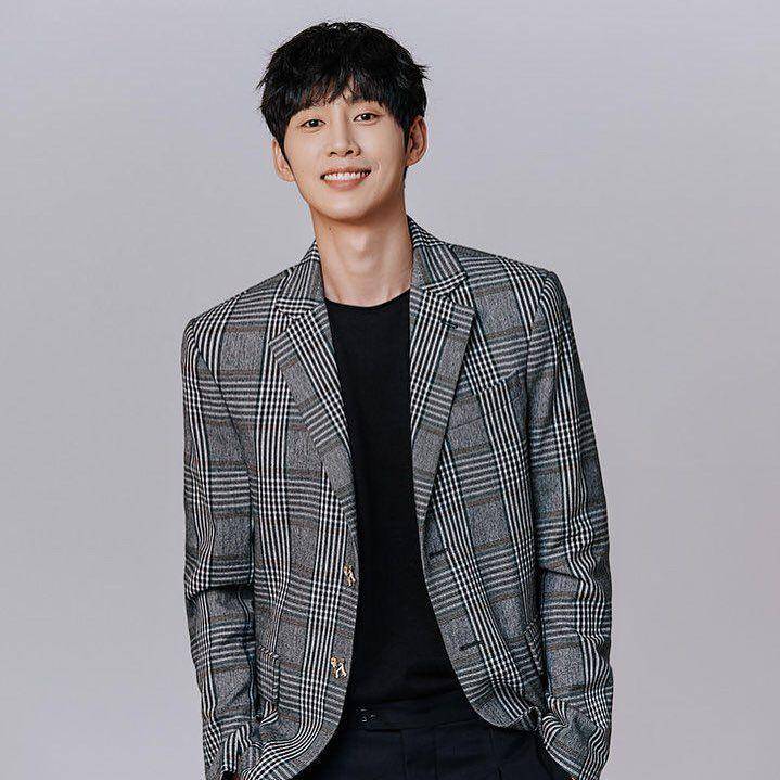 potret Park Sung Hoon (instagram.com/boxabum)