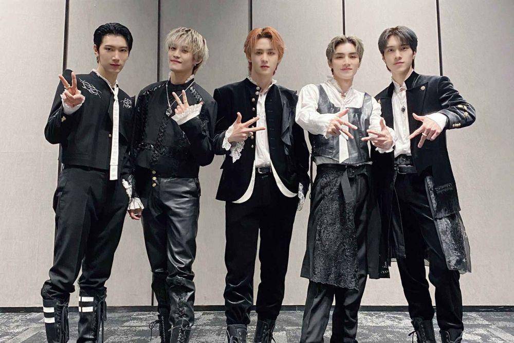 Way V (twitter.com/WayV_official)