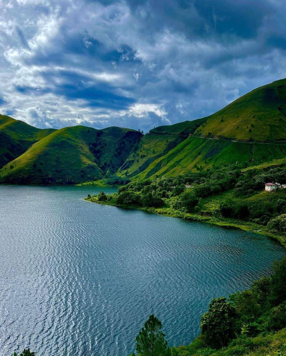 potret Danau Toba (instagram.com/journeyofwonder_)