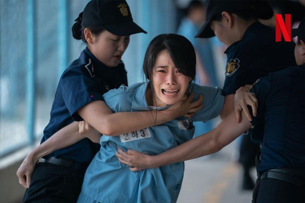 still cuts drama The Glory Part 2 (instagram.com/netflixkr)
