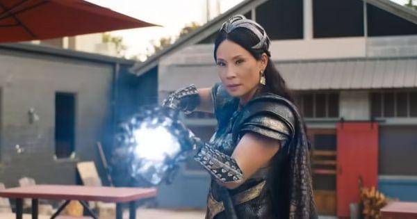 Kalypso menggunakan tongkat sihir Shazam ( Dok. Warner Bros / Shazam 2 )