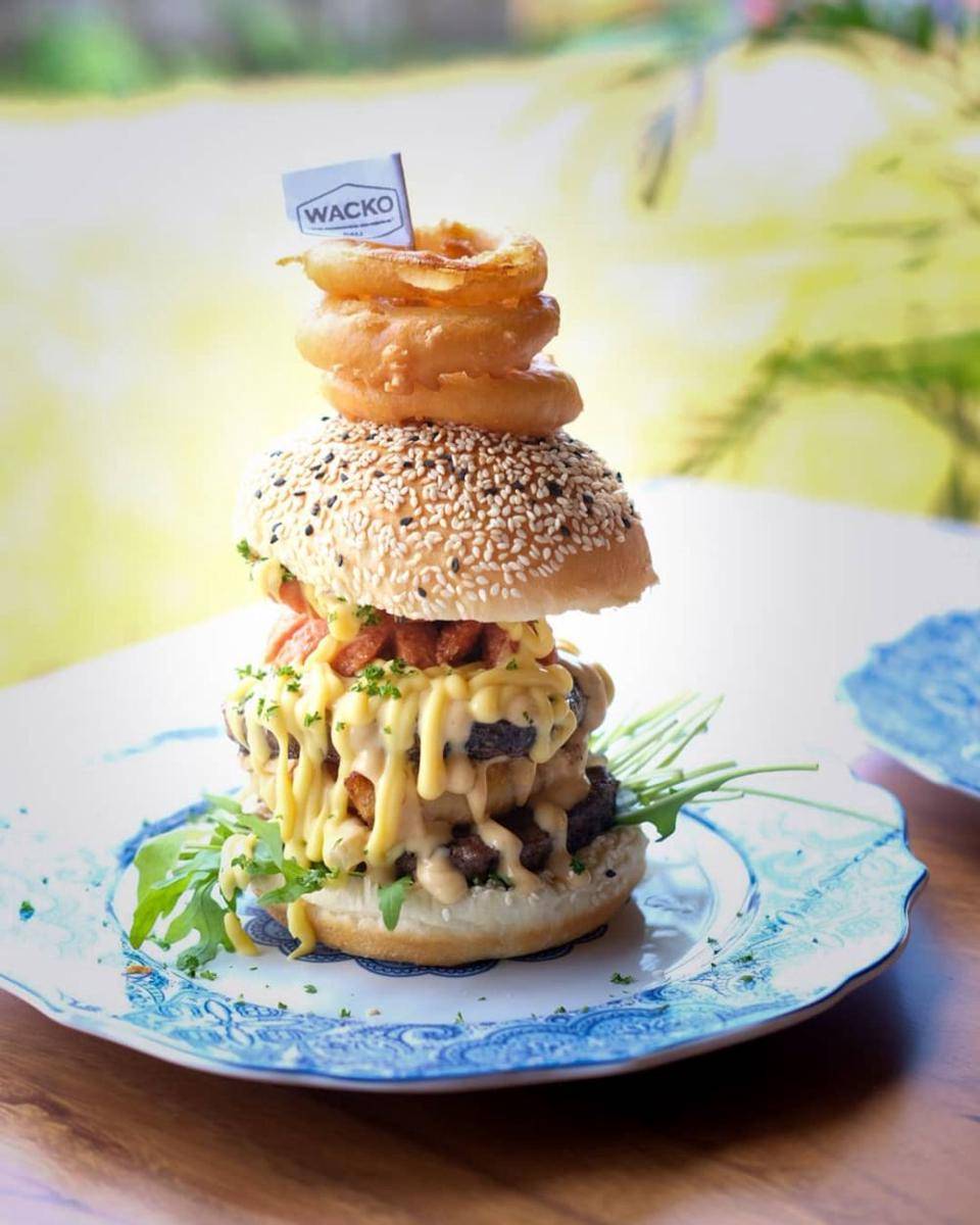 Wacko Burger (instagram.com/wackoburger)