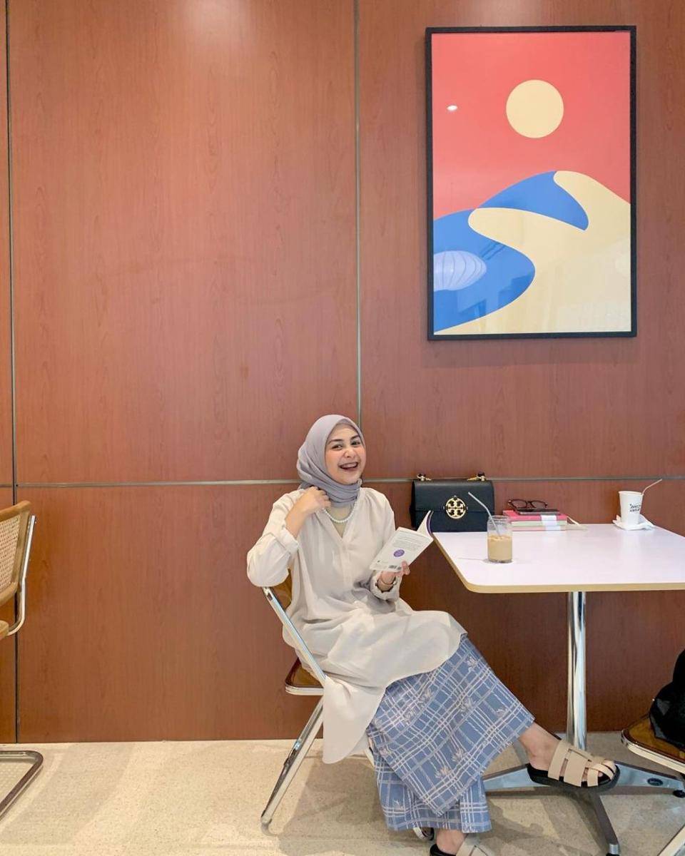 OOTD hijab Dianty Annisa untuk ke acara formal (instagram.com/diantyy.a)