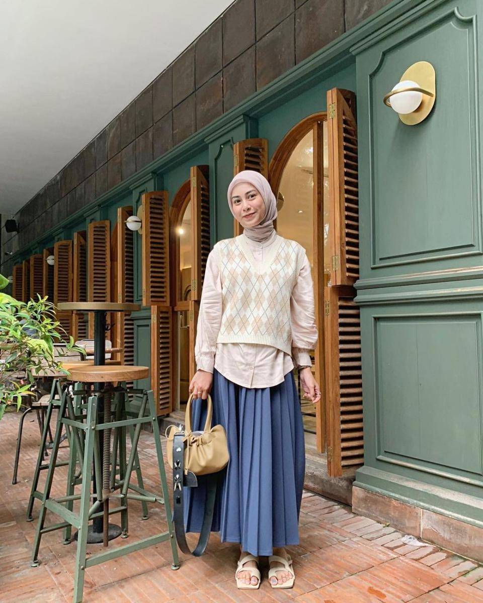 OOTD hijab Dianty Annisa untuk ke acara formal (instagram.com/diantyy.a)