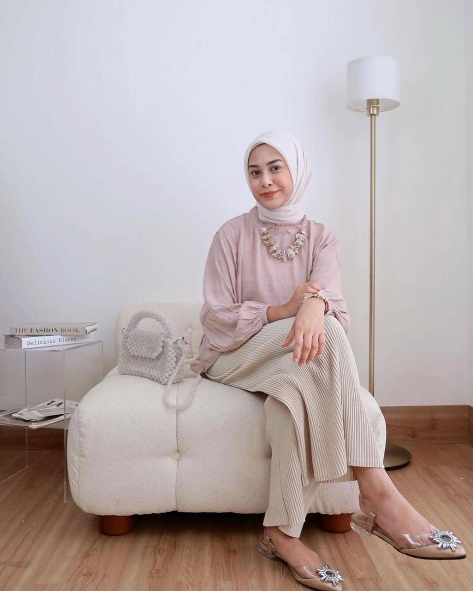 OOTD hijab Dianty Annisa untuk ke acara formal (instagram.com/diantyy.a)