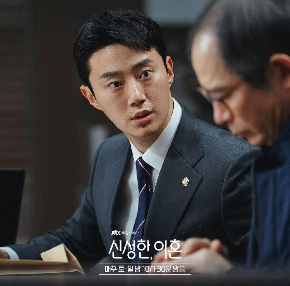 Han Eun Sung di drama Divorce Attorney Shin (instagram.com/jtbcdrama)