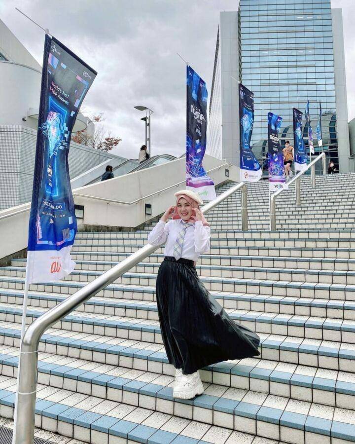 OOTD konser (instagram.com/dayravvr)