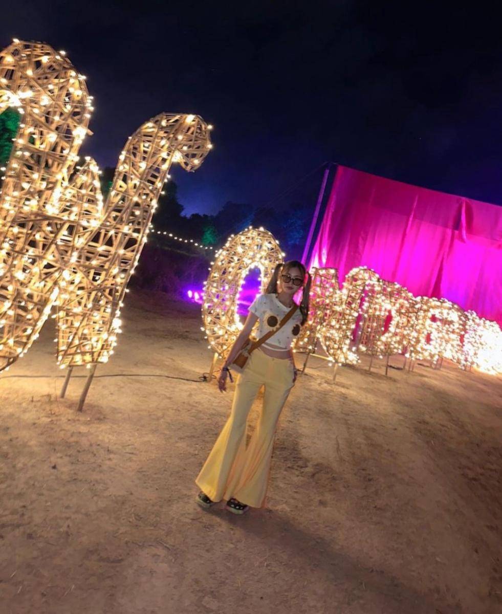 Lapassalan Jiravechsoontornkul (instagram.com/wjmild)