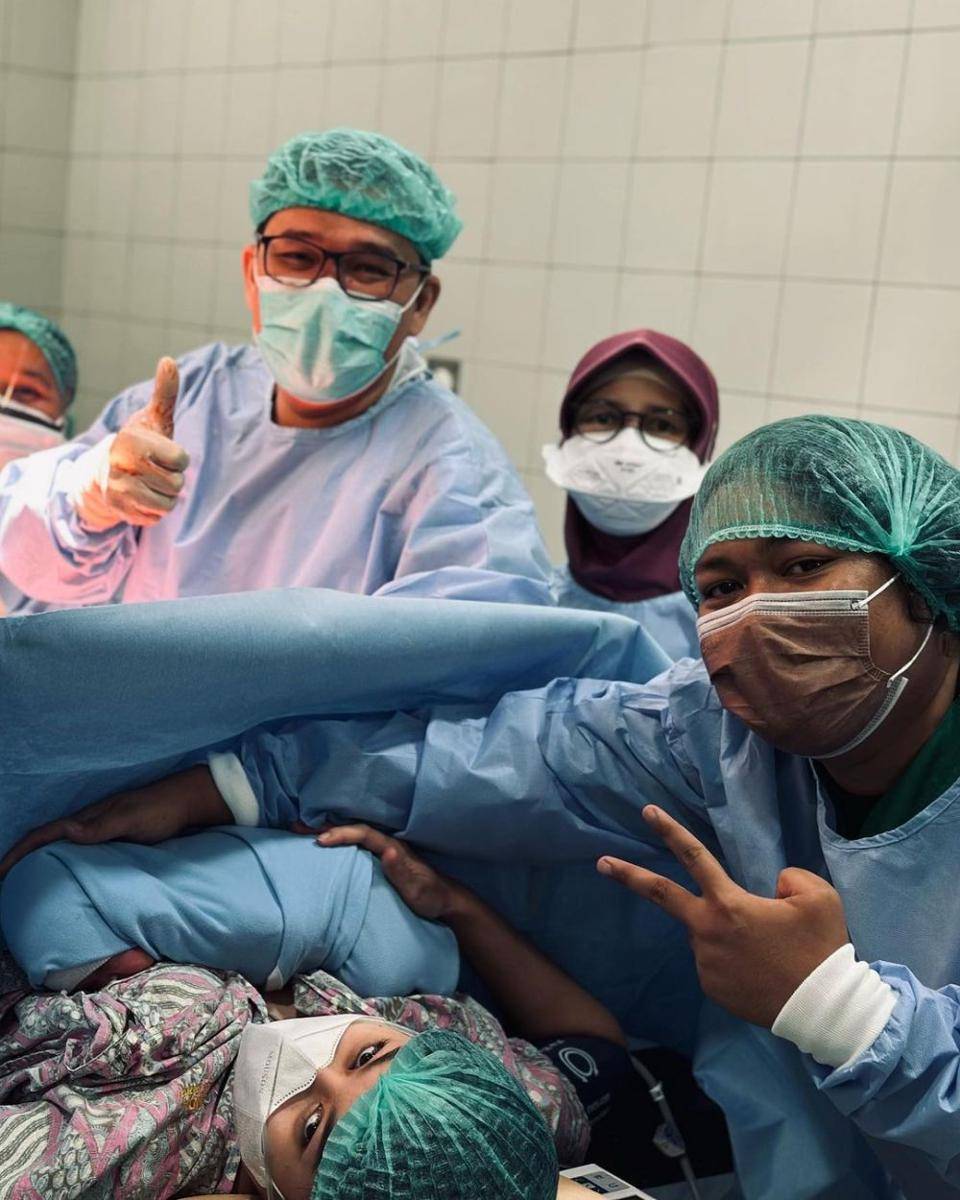potret persalinan anak pertama Marshel Widianto dan Cesen (instagram.com/marshel_widianto)