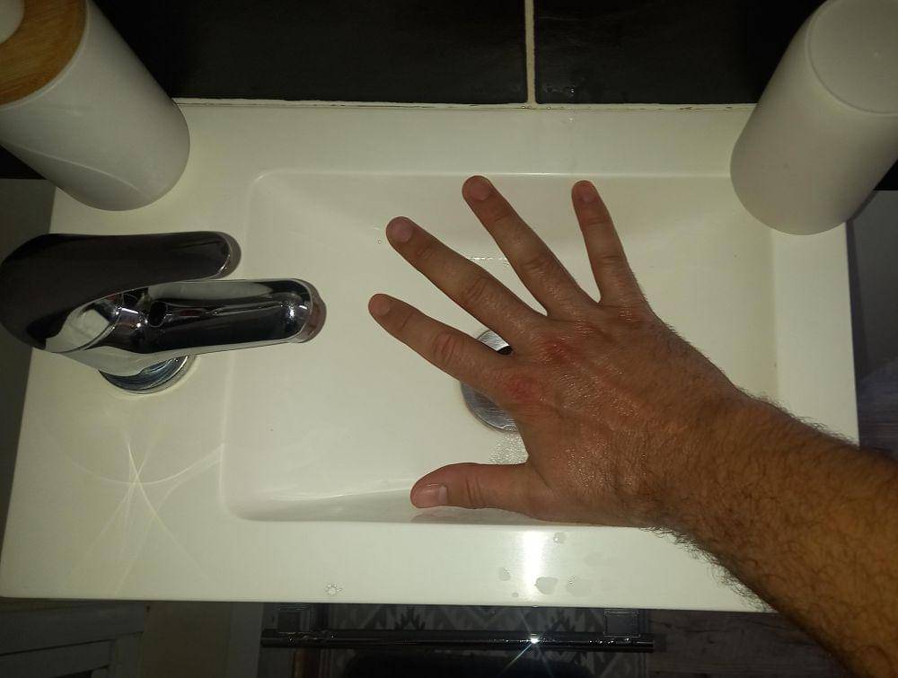 potret wastafel nyeleneh (reddit.com/user/shnougz)