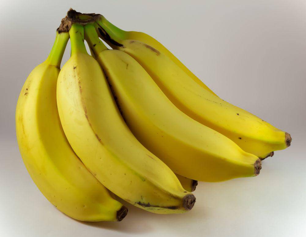 ilustrasi buah pisang (pixabay.com/Bryanbeedit)