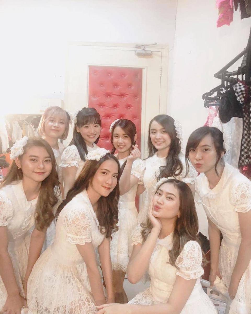 potret Cesen ketika bersama member JKT48 (instagram.com/ceseniy)