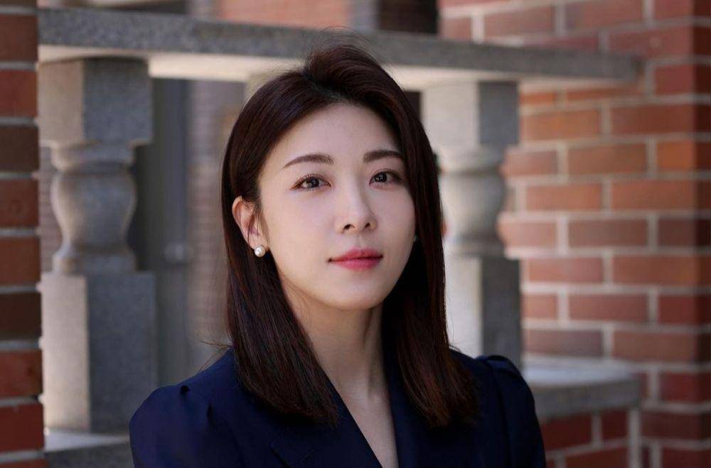Ha Ji Won (instagram.com/haewadal_entertainment)