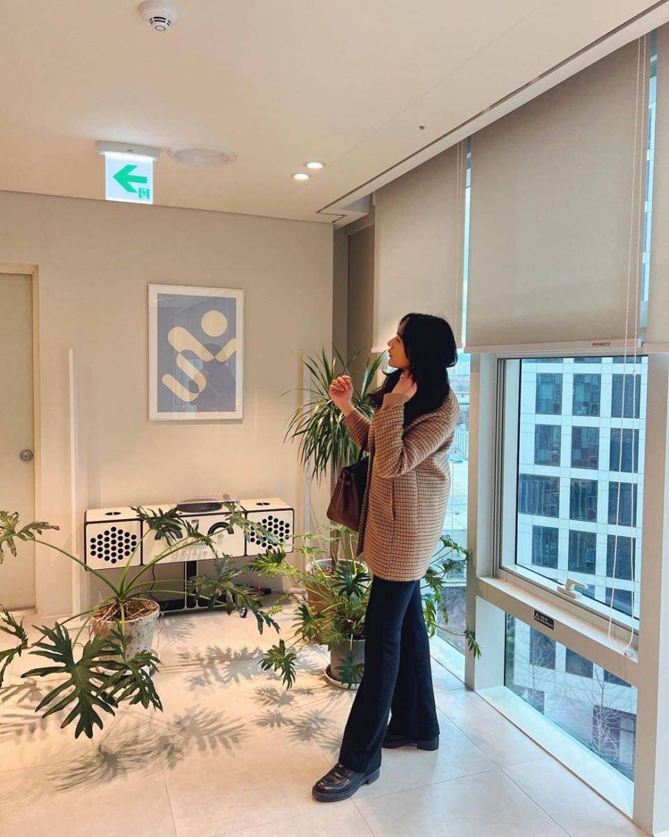 momen Putri Tanjung di Korea Selatan (instagram.com/putri_tanjung)