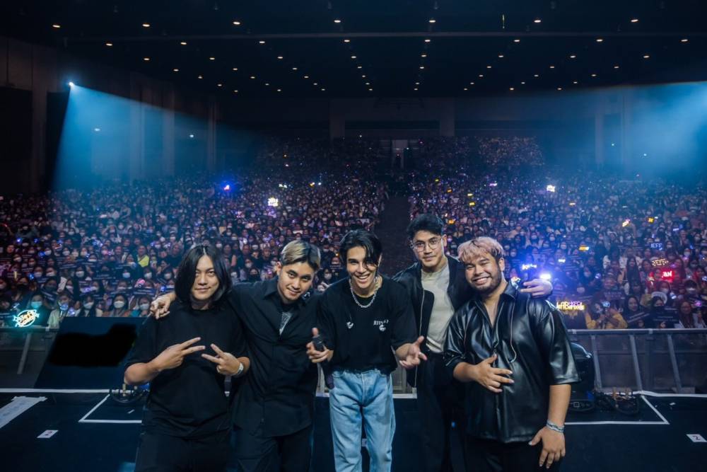 Konser Jeff Satur (instagram.com/jeffsatur)