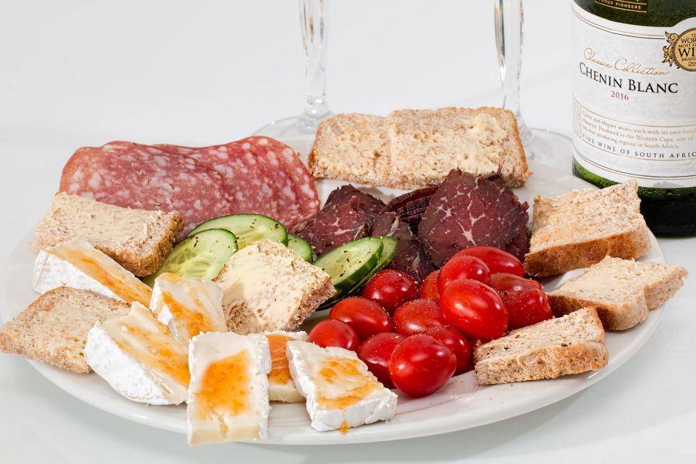ilustrasi makanan berprotein (pixabay.com/stevepb)
