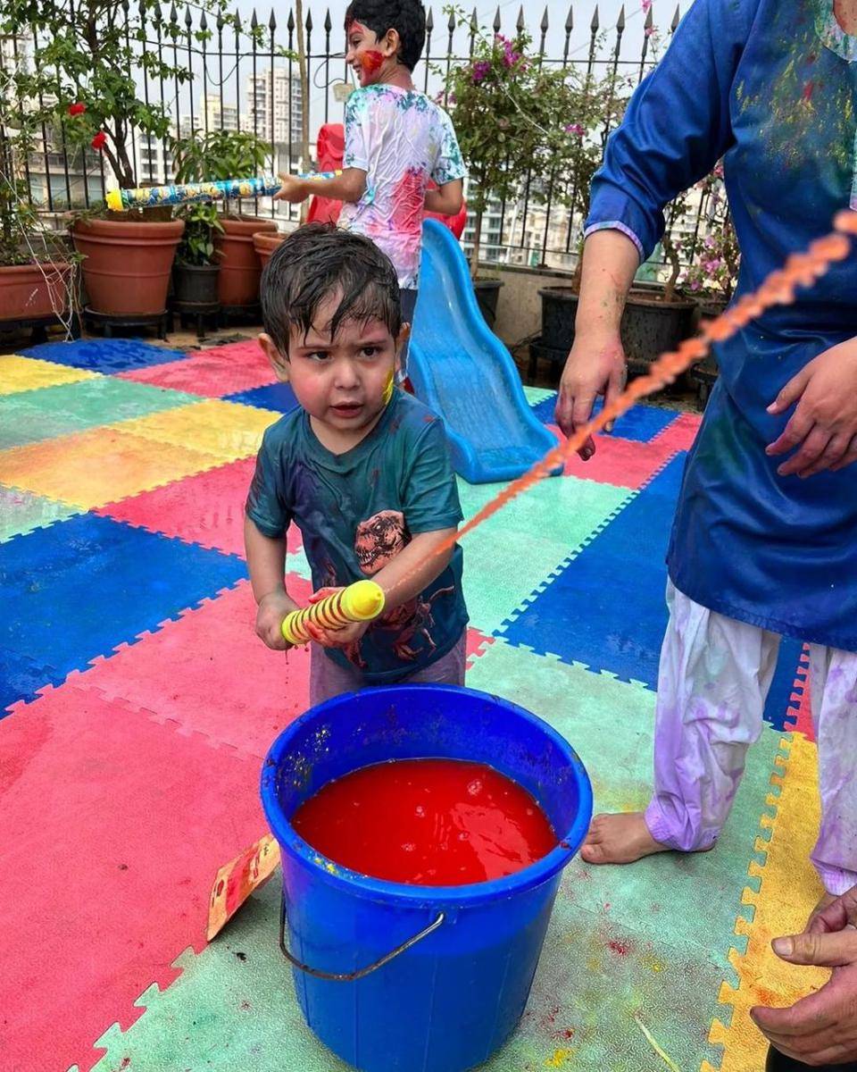 Jeh Ali Khan (instagram.com/kareenakapoorkhan)