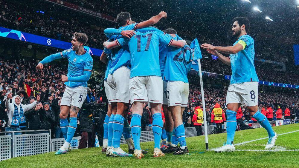 potret penggawa Manchester City selebrasi (mancity.com)