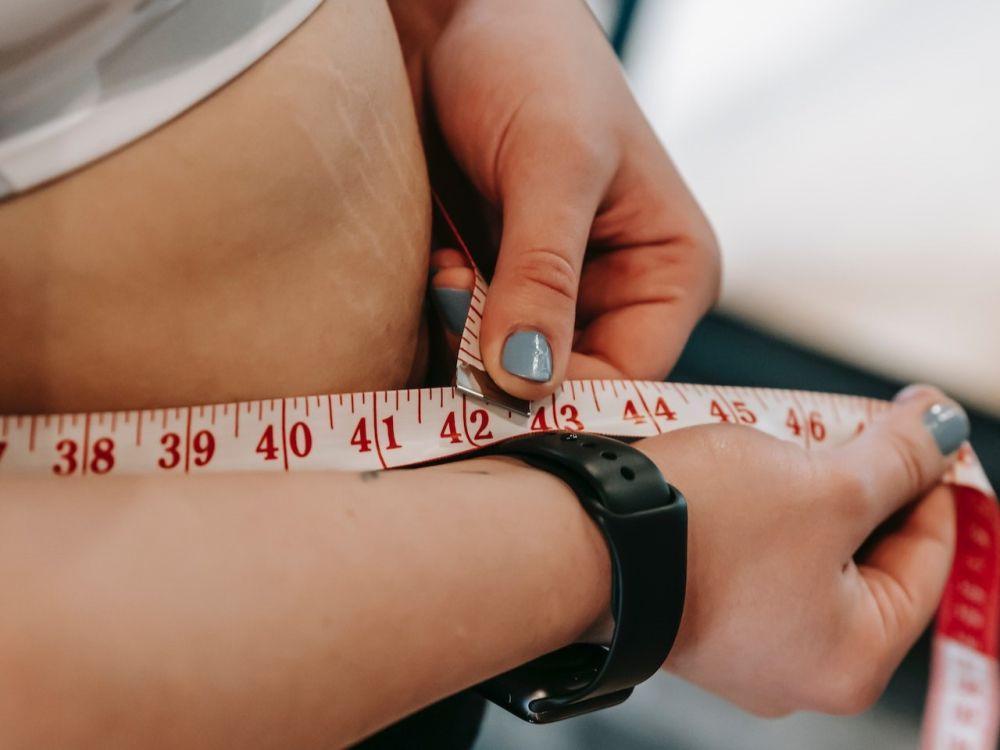 10 Efek Potensial Penurunan Berat Badan, Semuanya Positif