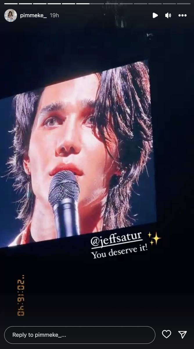 Konser Jeff Satur (instagram.com/pimmeke_)