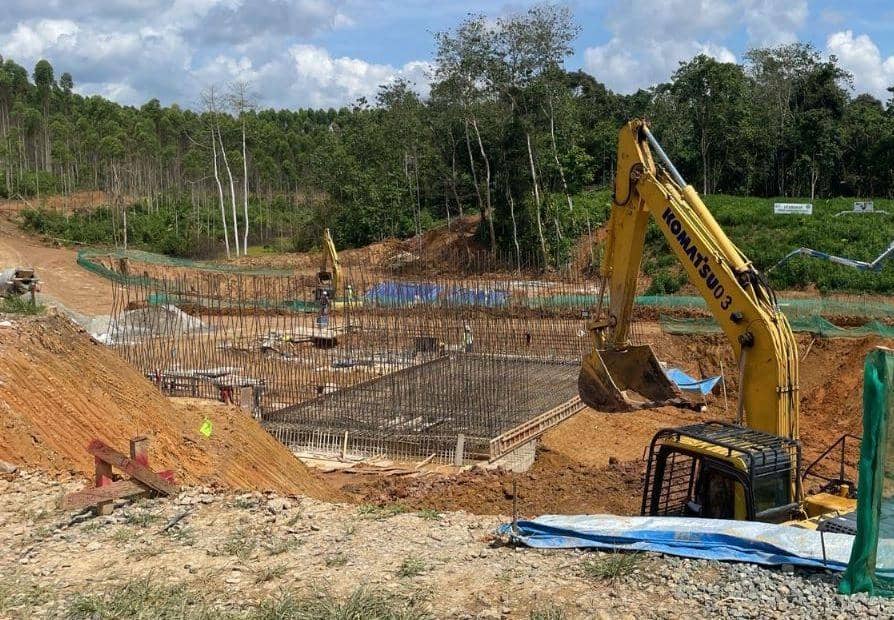Salah satu upaya memitigasi banjir yang dilakukan oleh pemerintah di Sepaku kawasan IKN (Foto Tim Komunikasi OIKN)
