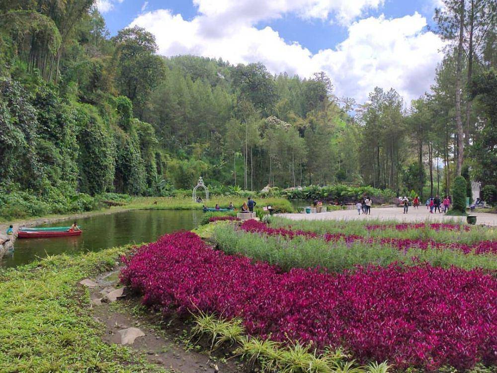 Taman Kemesraan, Pujon-Malang (instagram.com/taman_kemesraan)