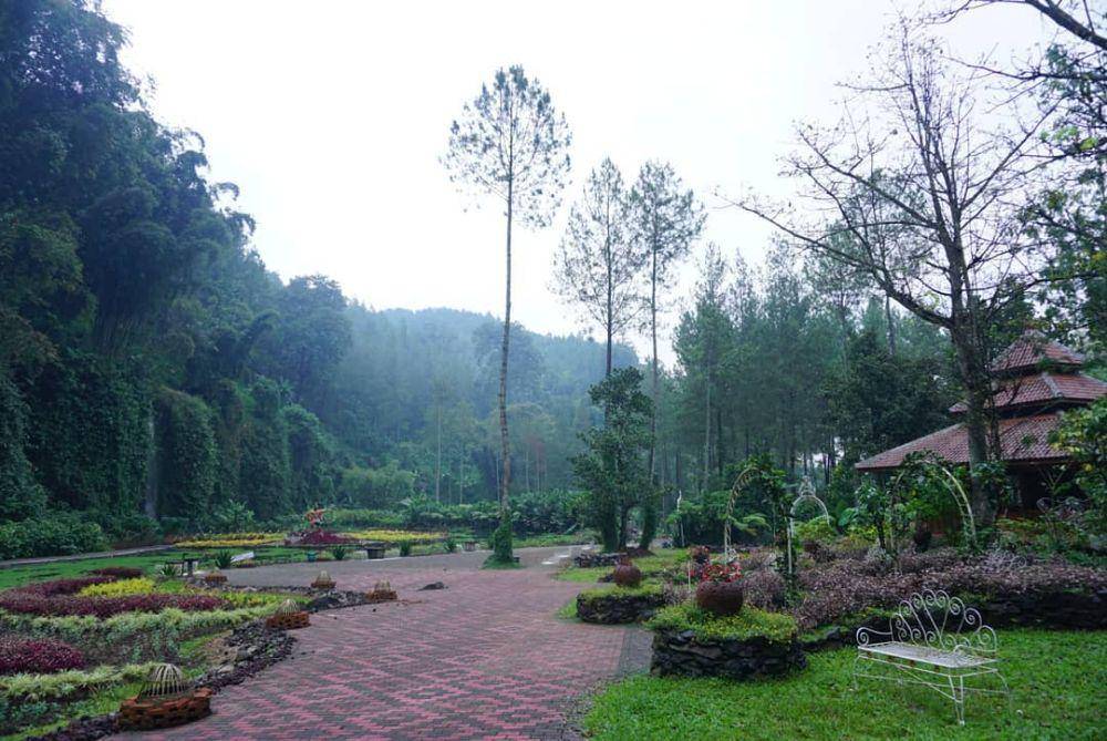 Taman Kemesraan, Malang (instagram.com/taman_kemesraan)
