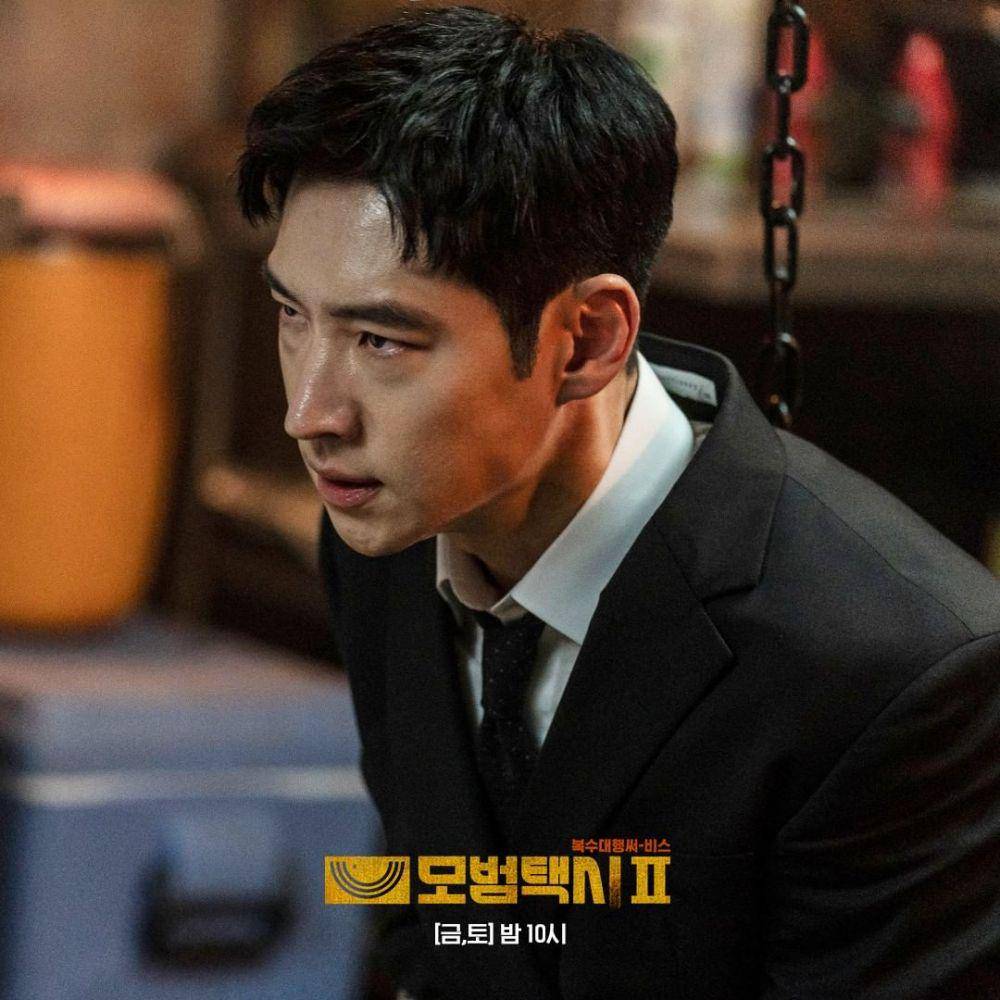 Lee Je Hoon di drama Taxi Driver 2 (instagram.com/sbsdrama.official)