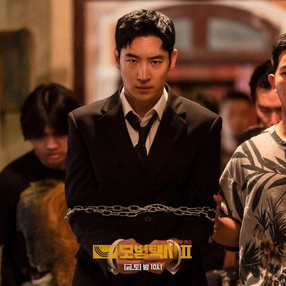 Lee Je Hoon di drama Taxi Driver 2 (instagram.com/sbsdrama.official)
