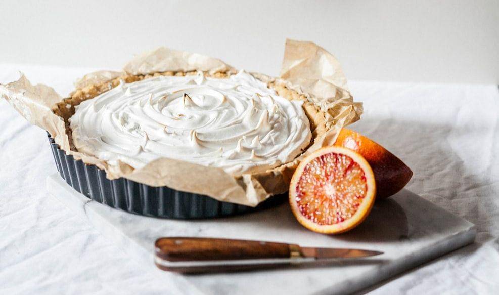 Ilustrasi pie jeruk (unsplash.com/@alexlvrs)