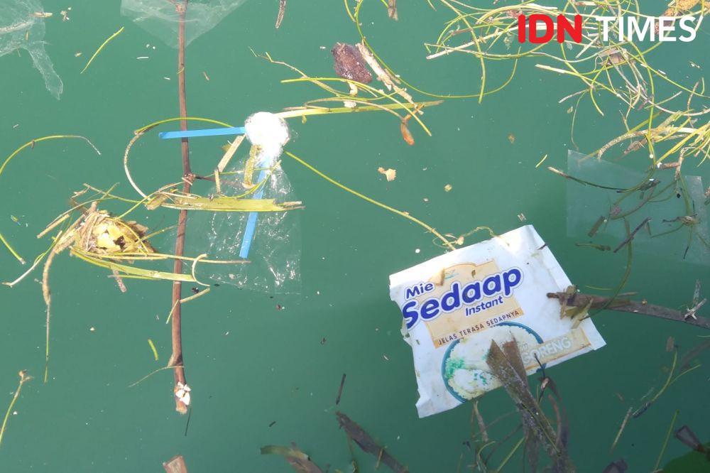 Bali Butuh 10 Unit Kapal Pembersih Sampah