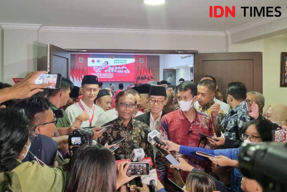 Menteri Koordinator Bidang Politik, Hukum dan Keamanan (Menkopolhukam), Mahfud MD di Sekolah Partai DPP PDIP, Jakarta (IDN Times/Ilman Nafi'an)