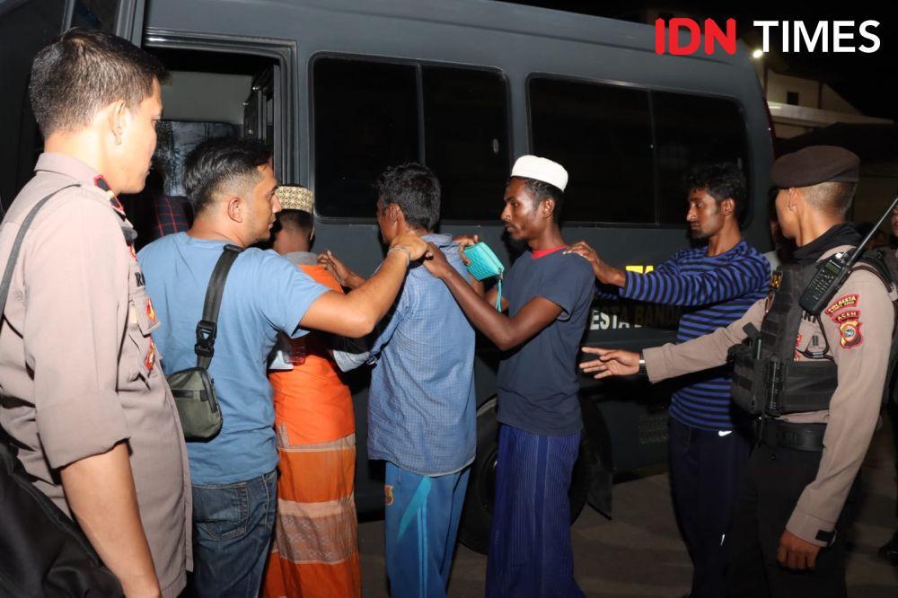 Kabur dari Penampungan, 12 Imigran Rohingya Beserta Agen Ditangkap