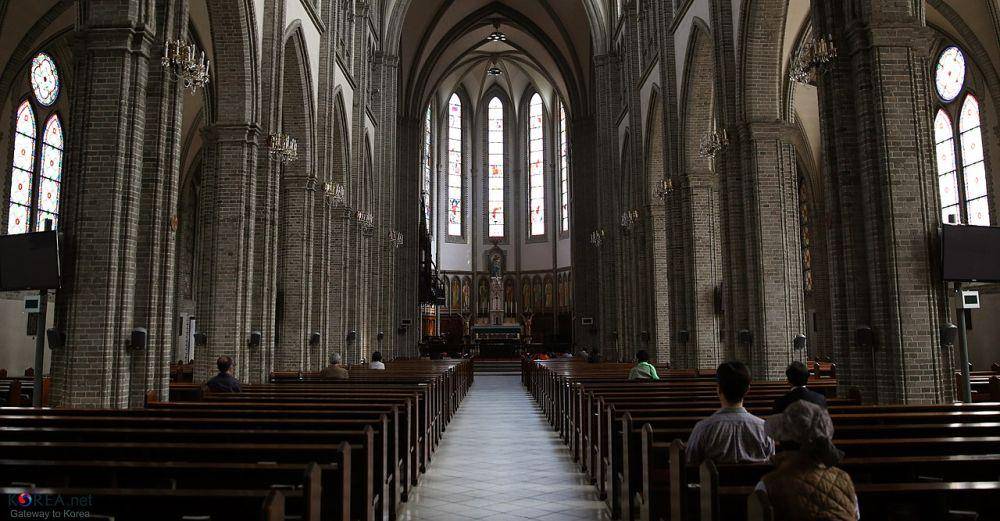 potret interior Katedral Myeongdong (commons.wikimedia.org/korea.net)