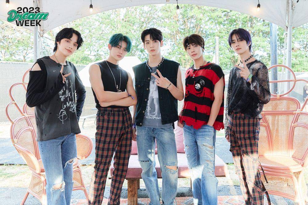 TXT (twitter.com/txt_bighit)