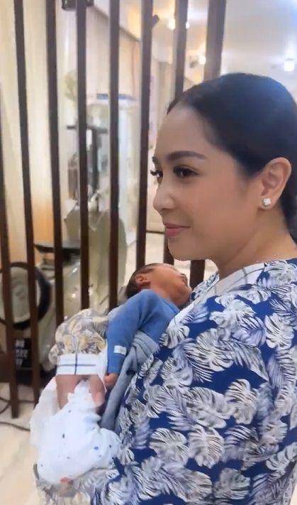 rumah Raffi dan Nagita kedatangan anak Marshel Widianto (instagram.com/sensen_ahmad)